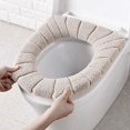 thumbnail image 2 of Asiento de inodoro, suave y cálido, lavable, 3 piezas, 2 of 7