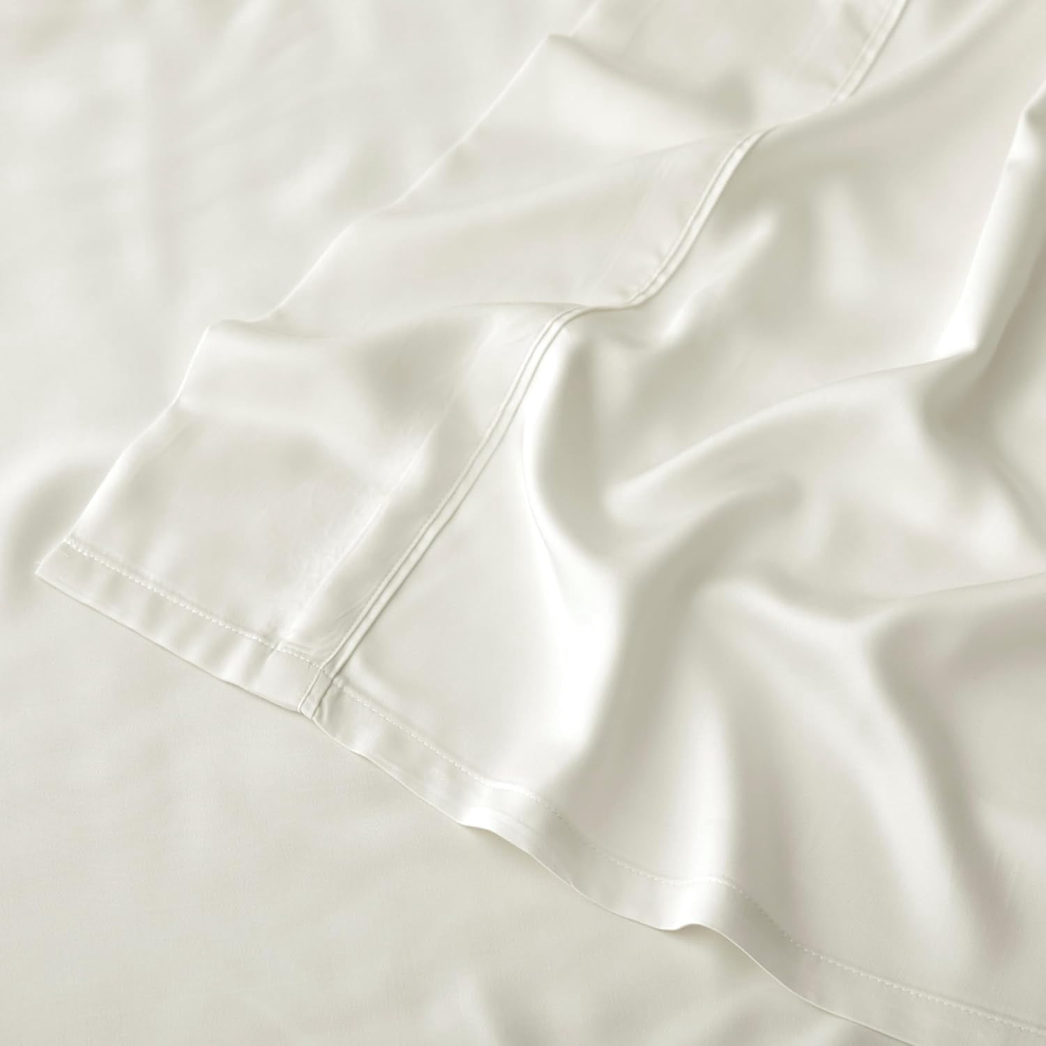 American Home Collection Bamboo Viscose Sheet Set - Silky Soft, Cooling for Hot Sleepers - 18 Inches Deep Pocket - Premium Sateen Finish - King, White
