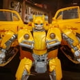 thumbnail image 2 of Transformers Transformers: Bumblebee Studio Series 18 - Figurine Bumblebee de classe de luxe, 2 of 6