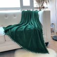 thumbnail image 4 of Manta de franela con flecos de pompón, ligera y acogedora, suave manta para sofá adecuada para todas las estaciones (verde esmeralda, 130 x 150 cm), 4 of 5