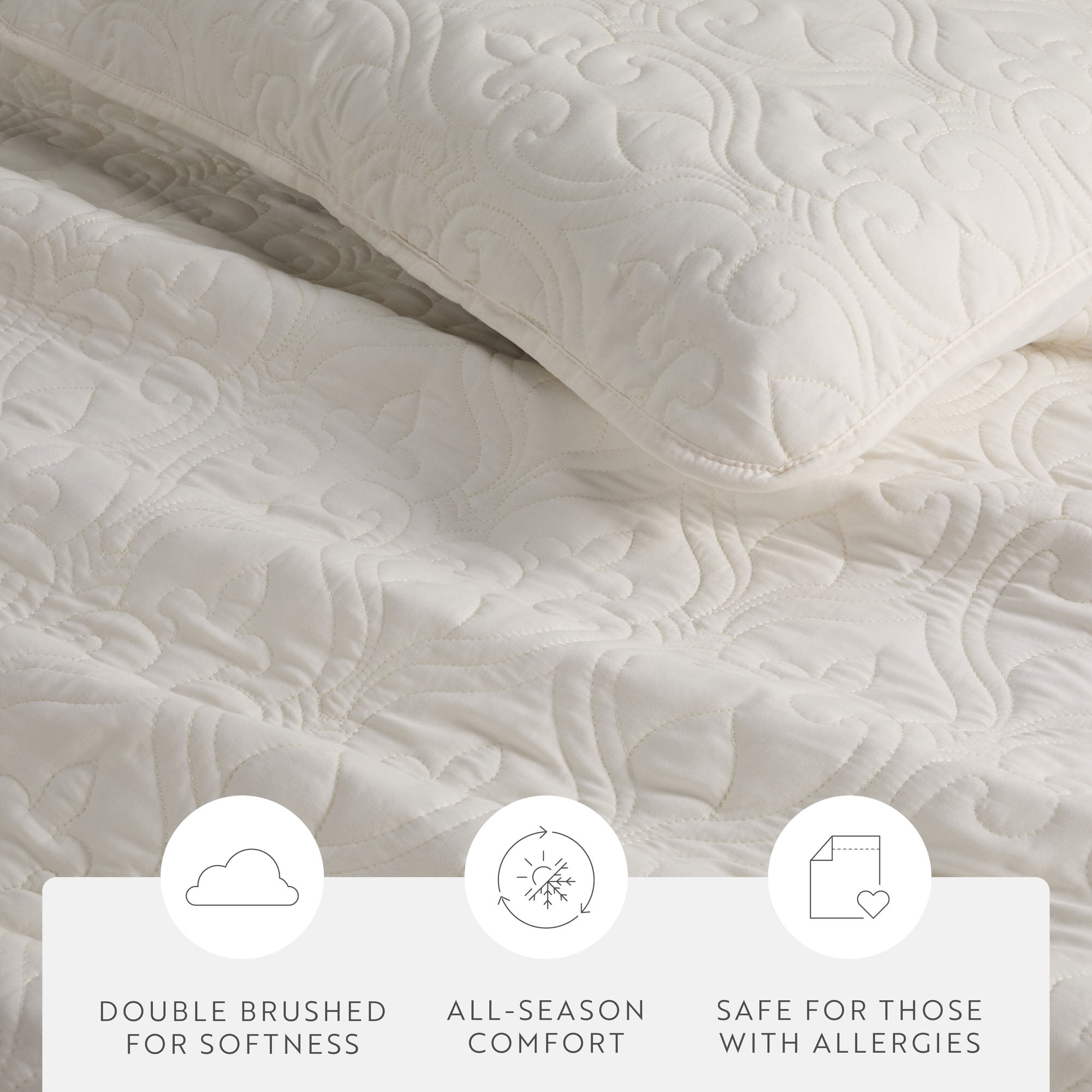 Lightweight Wrinkle Resistant Quilt Sets in Ivory Damask for Full/Queen Size Bedding by Comfort Canopy