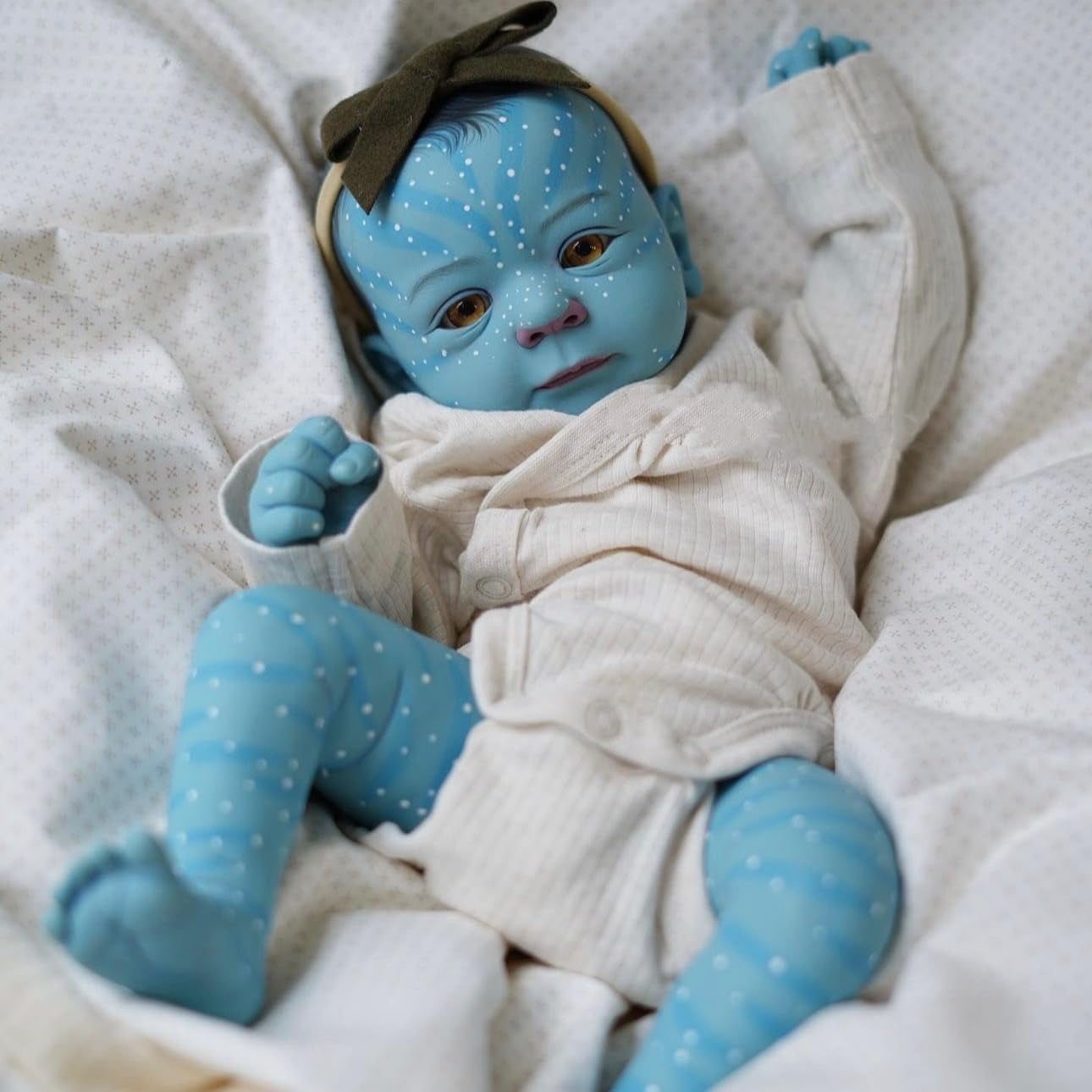 19 Inch Lifelike Reborn Baby Dolls Soft Body Realistic Newborn Baby Dolls Real Life Best Birthday Present for Kids Age 3+