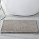 thumbnail image 5 of Alfombrilla de baño (1 unidad), antideslizante, 50 x 80 cm, fibra gruesa y absorbente para un secado rápido y una pisada segura en la ducha y la bañera (gris)., 5 of 9