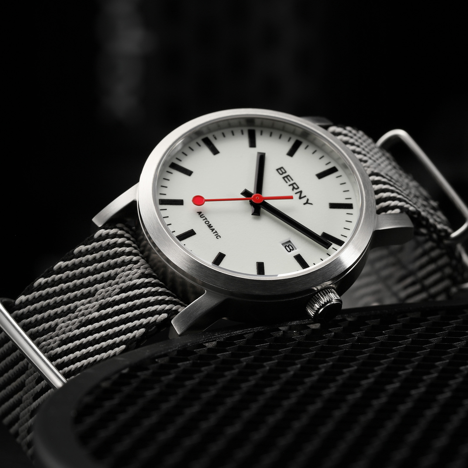 BERNY Automatic Watches for Men, Luxury Self Winding Mechanical Dress Watch with Date, Nylon Strap, Sapphire Crystal, Luminous, Stainless Steel, 50M Waterproof, Minimalist Mens Watches (White)