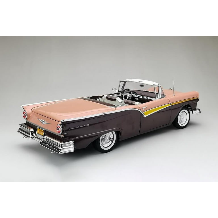 1957 Ford Fairlane 500 Skyliner, Silver Mocha Brown with Coral