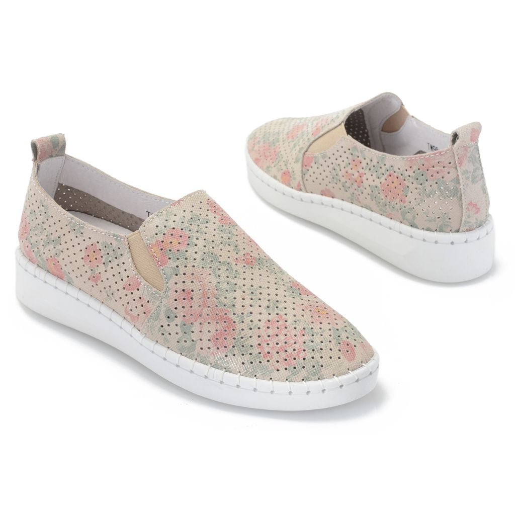 bernie mev slip on sneakers