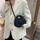 thumbnail image 5 of Bolso de mano portátil de moda, nueva personalidad, pequeño bolso cuadrado, bolso diagonal de cuero artificial, negro, 5 of 5