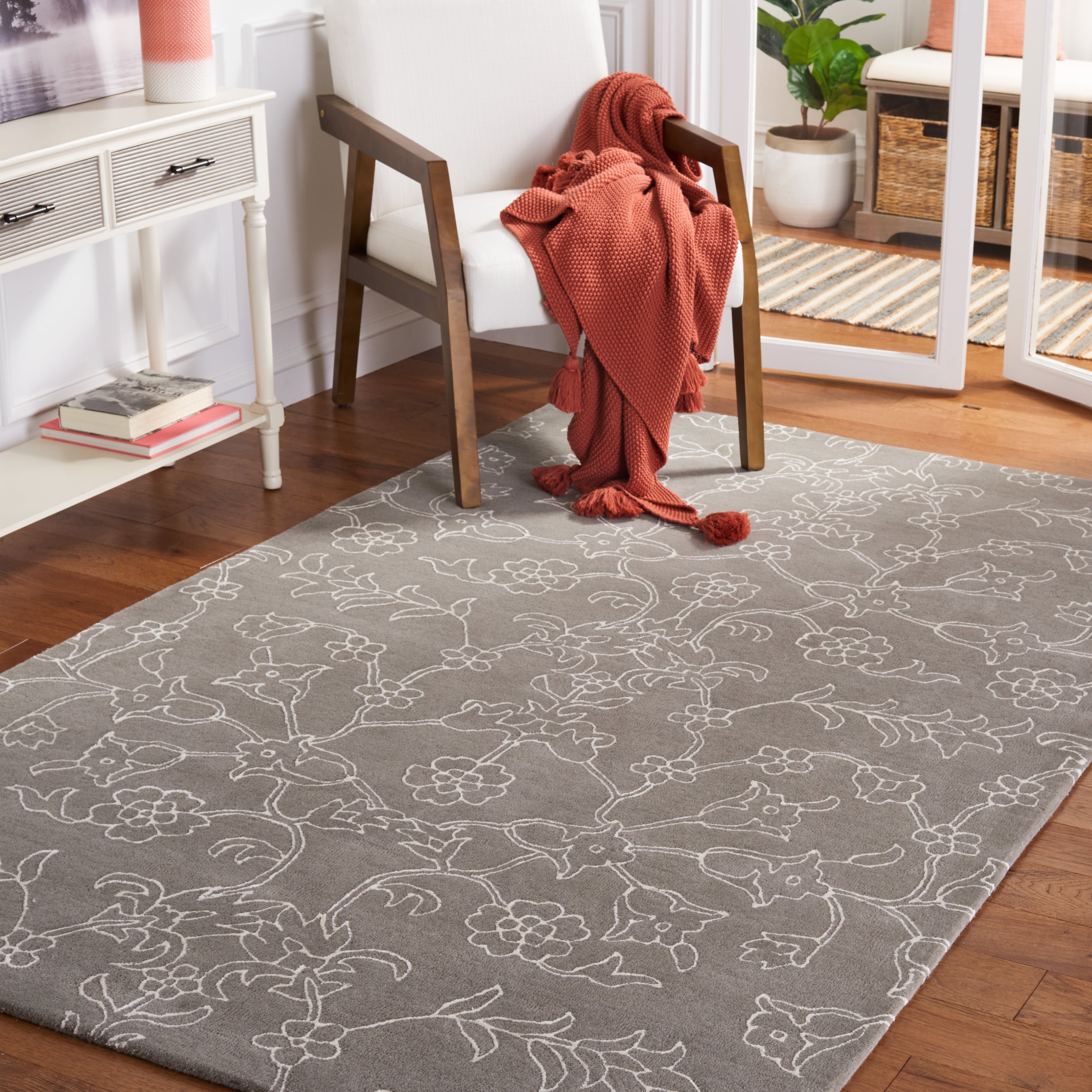 SAFAVIEH Fifth Avenue Deena Floral Area Rug, Dark Grey/Ivory, 4' x 6'