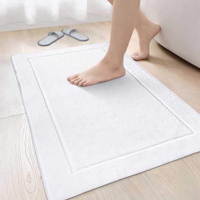 Canadian Linen Yukon Bath Mats, 2 Pack, 20"x34", Lightweight Quick Dry Soft Absorbent Cotton Washable Bathroom Shower Mat, Picture Frame Design, White