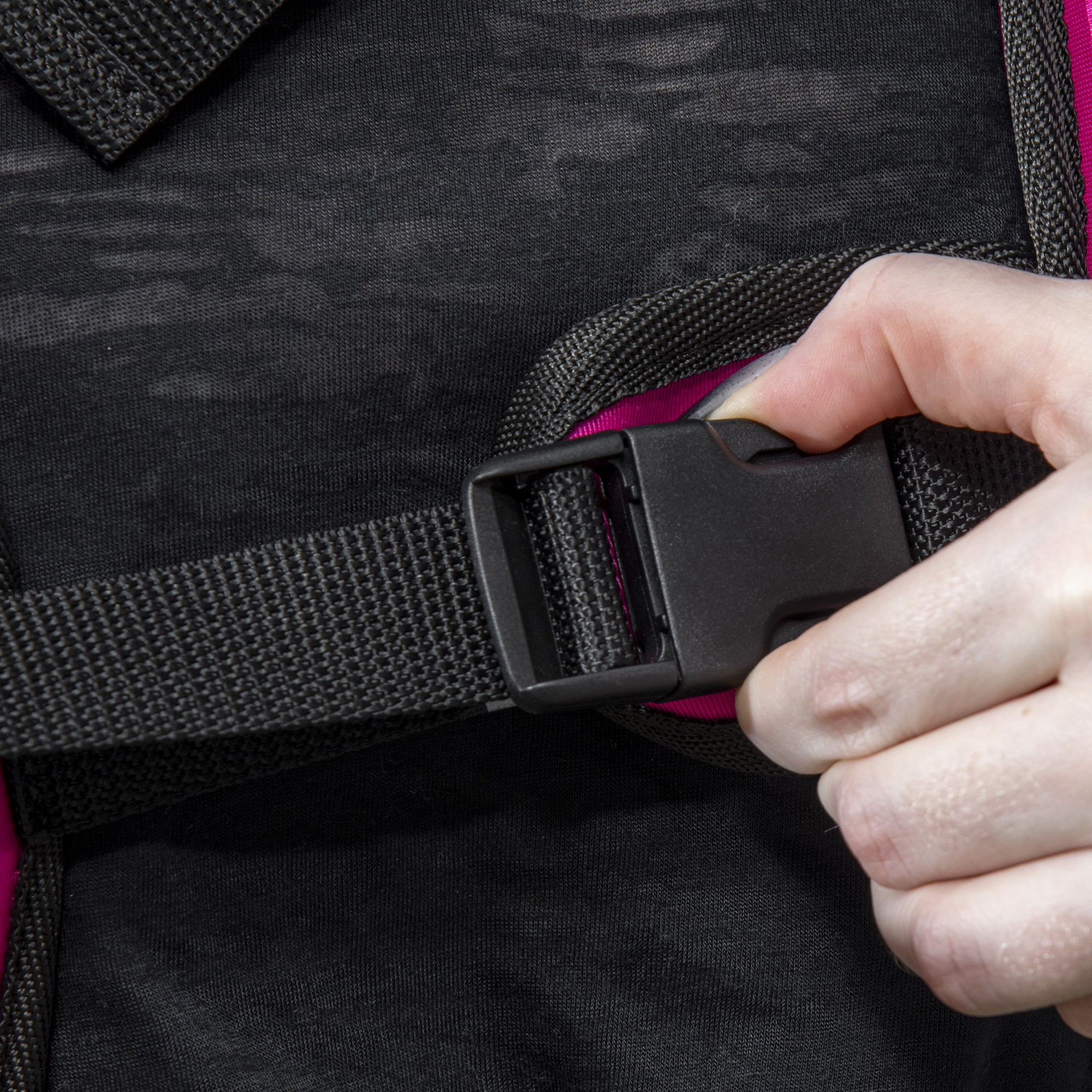 Soozier Weight Vest Workout Equipment Adjustable 17.6lbs Weighted Vest for Men Women, Pink