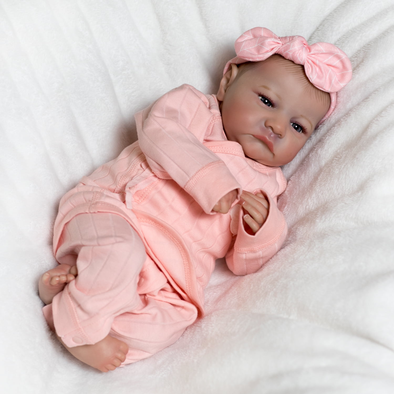 18 inch  Soft Cloth Body Reborn Baby Doll Handmade Real Life Newborn Girl Doll with Accessories Gift Box
