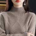 thumbnail image 2 of Suéter de mujer de invierno con cuello alto interior grueso y medio, camisa de fondo de otoño e invierno, top popular de estilo occidental de alta calidad, 2 of 6