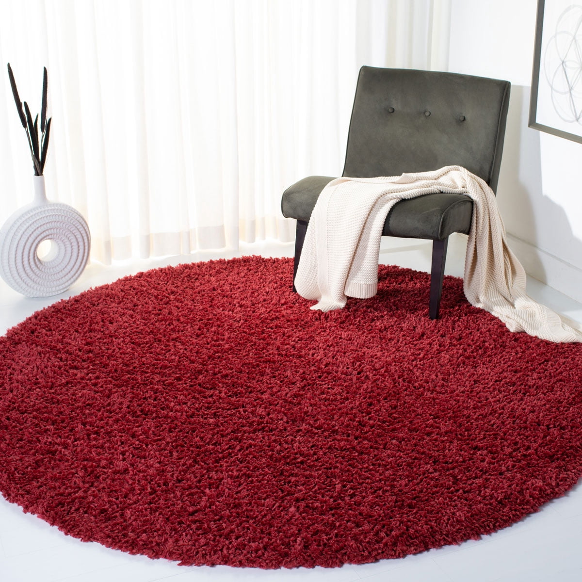 SAFAVIEH August Sophia Solid Shag Area Rug, Red, 6'7" x 6'7" Round