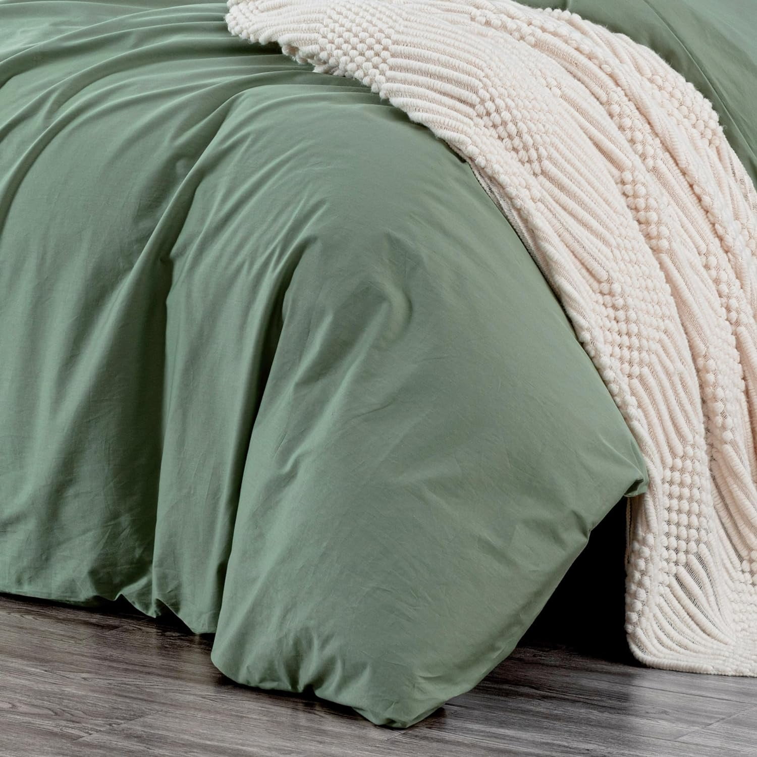 Chezmoi Collection Solid Sage Green 100% Cotton Duvet Cover Set King Size, 3-Piece Luxury Soft Breathable Smooth Cooling 250TC Cotton Twill Comforter Cover with Button Closure