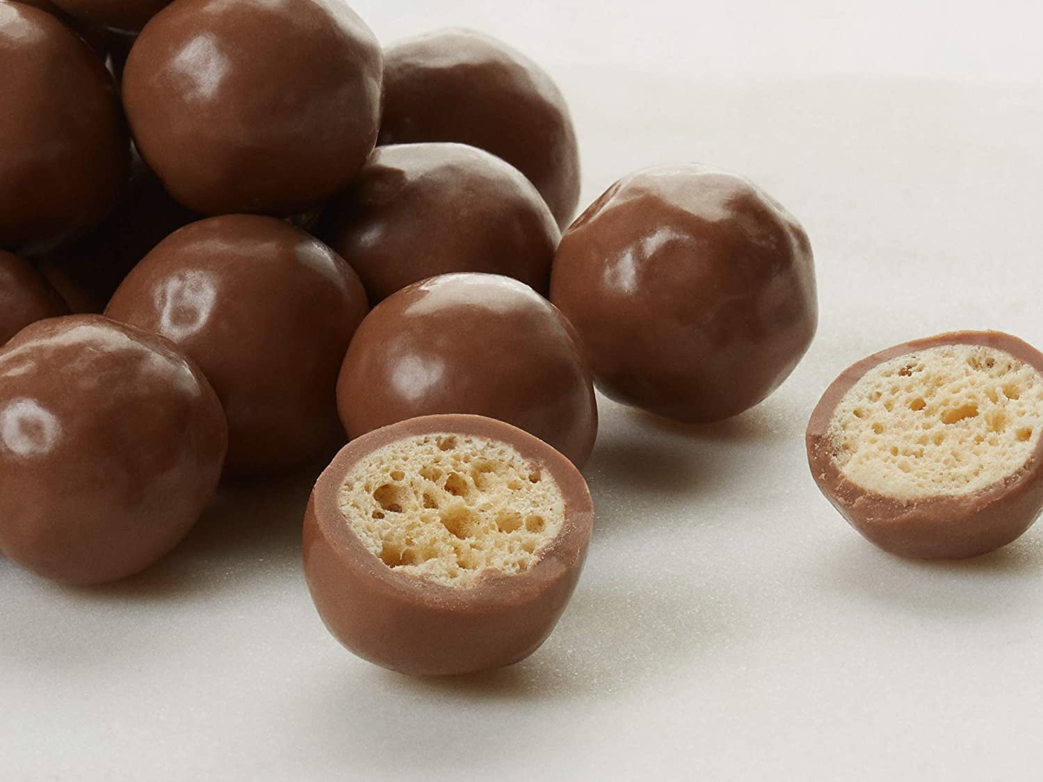 Maltesers Bite Size Chocolate Balls in Milk Chocolate 110g 