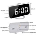 thumbnail image 4 of Reloj despertador digital, relojes electrónicos con espejo LED de 7", con 2 canales USB, 4 of 5
