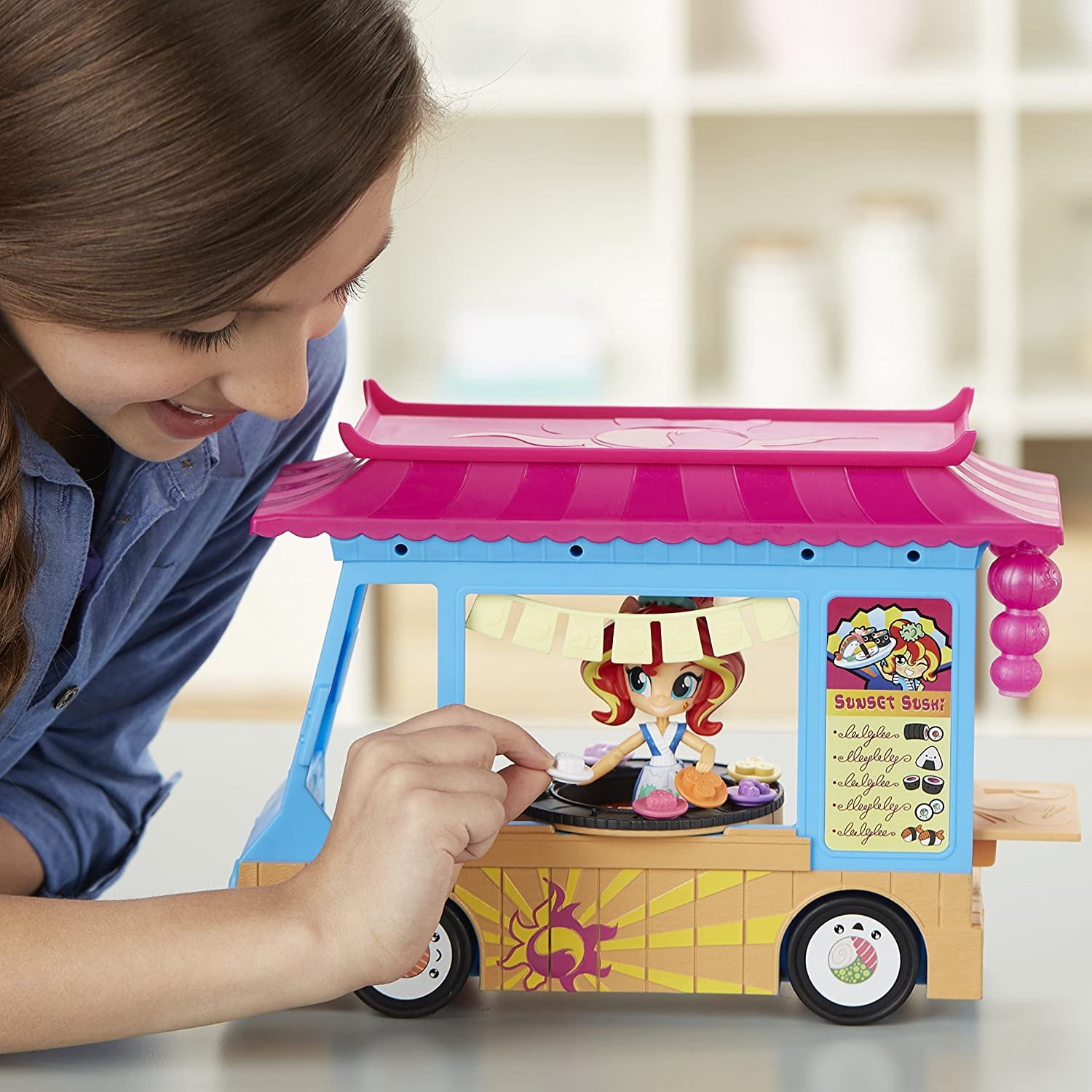 Sunset shimmer cheap sushi truck