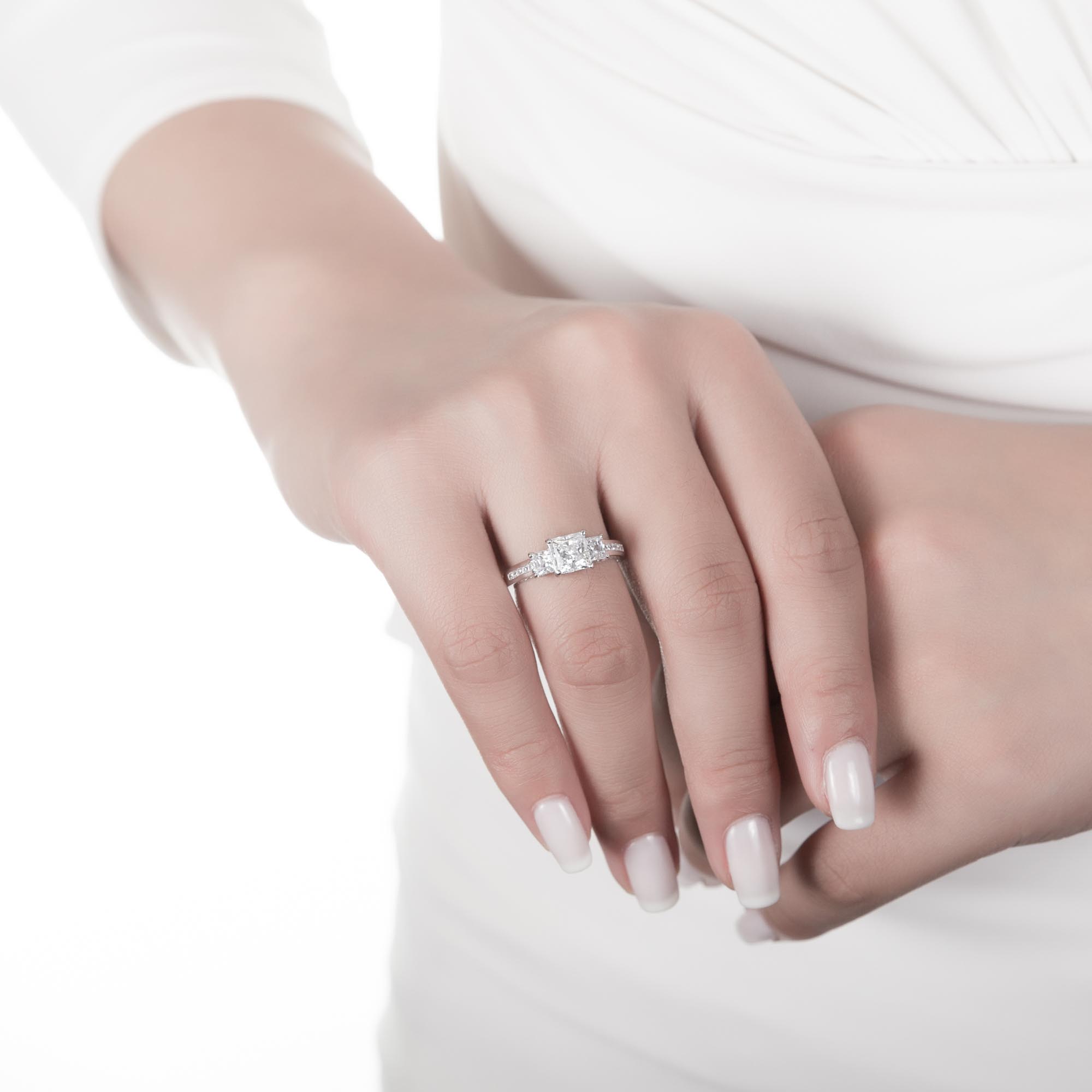 BERRICLE Sterling Silver 3-Stone Wedding Engagement Rings 1.6 Carat Princess Cut Cubic Zirconia CZ Promise Ring for Women, Rhodium Plated Size 10