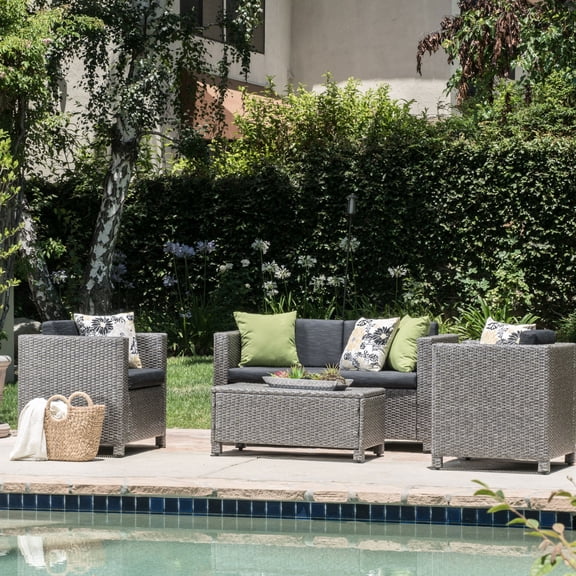 PE Wicker Rattan 4-Piece Outdoor Set / Provide Comfort for Guests in the Yard