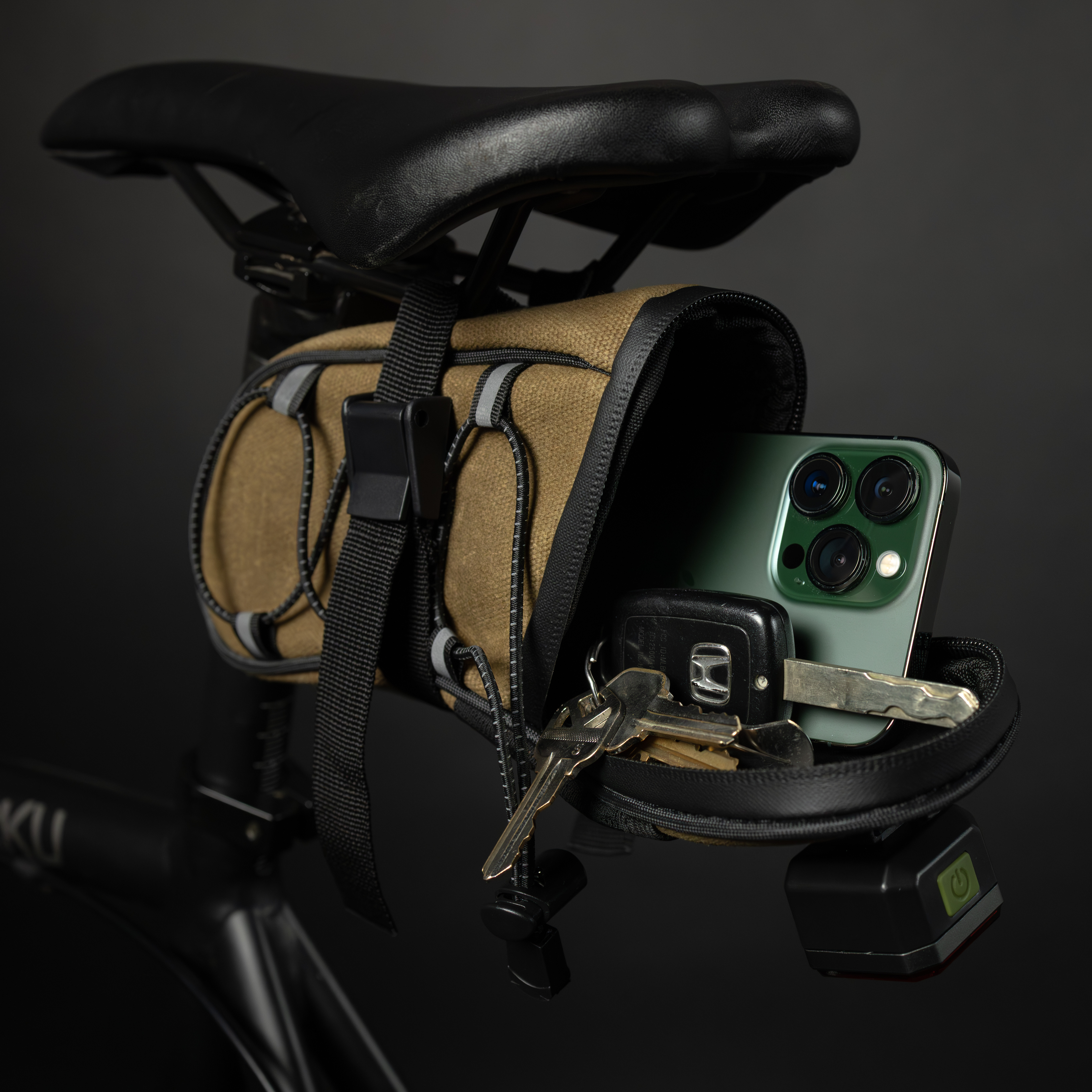 Swiss Tech Tail Light & Under Saddle Bag Combo