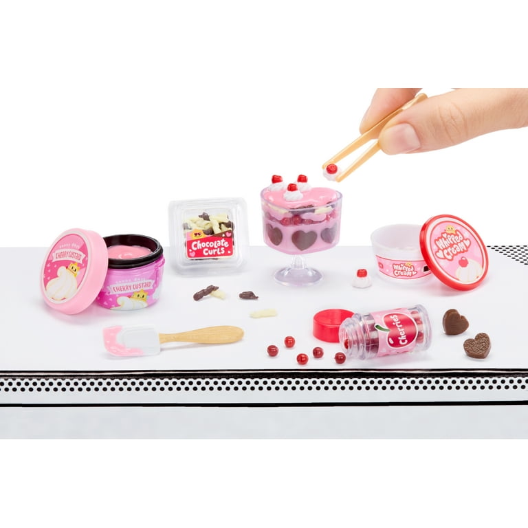 MGA's Miniverse Make It Mini Valentine's Mini Collectibles, Blind