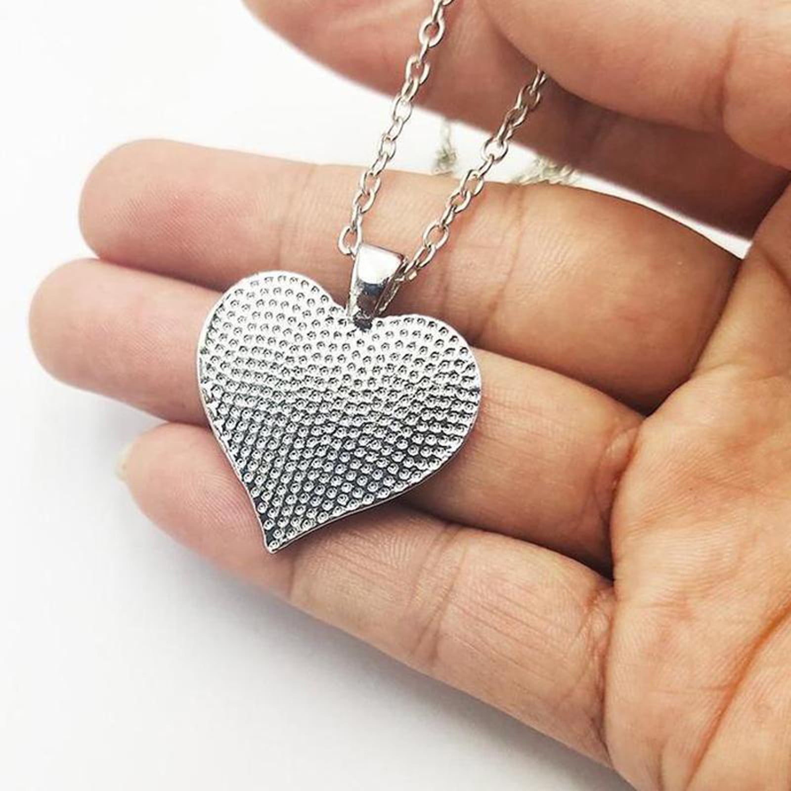 Pompotops Personalized Initial Heart Necklaces Silver Plated Letter Heart  Pendant Necklace Birthday Anniversary Jewelry Gift for Women Girls 