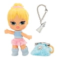 thumbnail image 2 of Muñeca Bratz Bebes llavero Cloe, 2 of 4