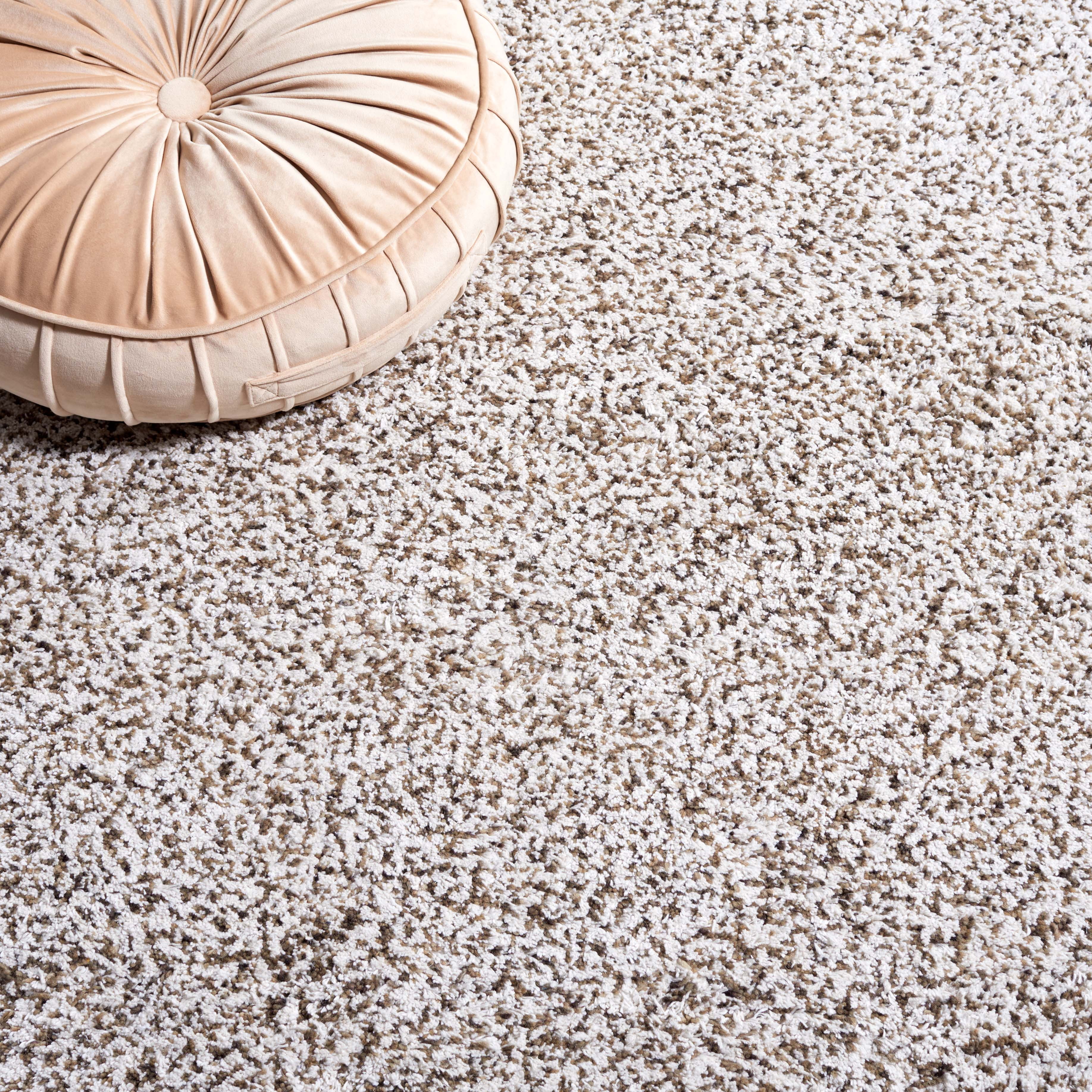 SAFAVIEH Berber Deena Distressed Area Rug, Ivory/Brown, 6' x 6' Round