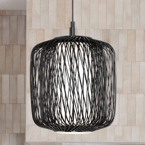 Luxury Natural Pendant, Black Rattan, UHP4531