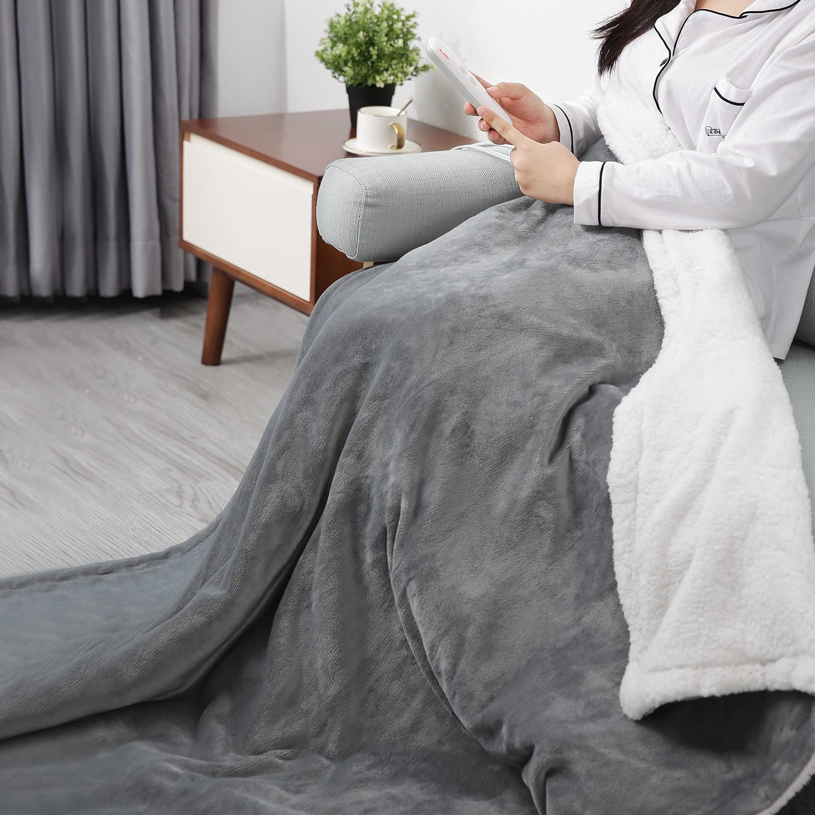 MaxKare Electric Blanket Heated Throw Flannel & Sherpa 50" x 60" MKGL-TR01 Grey 