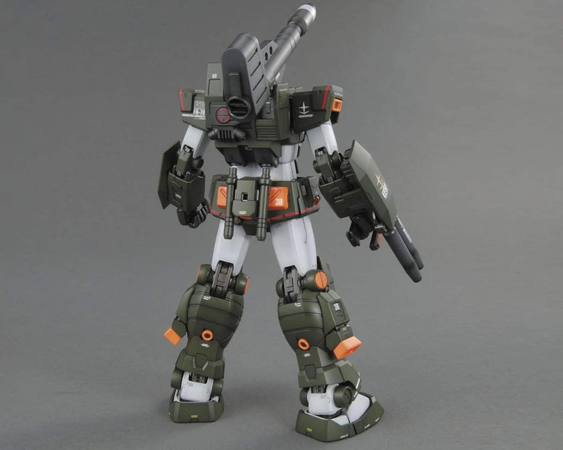 Bandai 2094610 1/100 MG FA-78-1 Full Armor Gundam Mobile Suit "Gundam MSV"