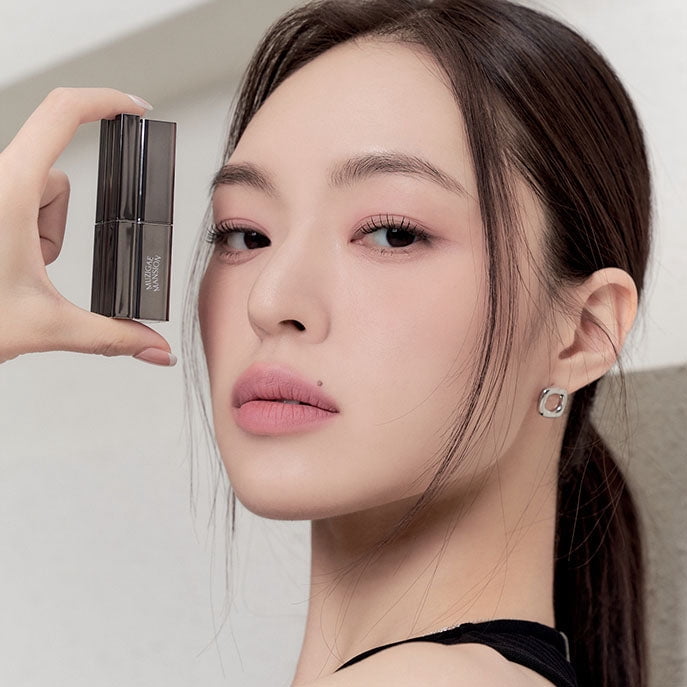 MUZIGAE MANSION Moodwear Blur Semi-Matte Velvet Lipstick