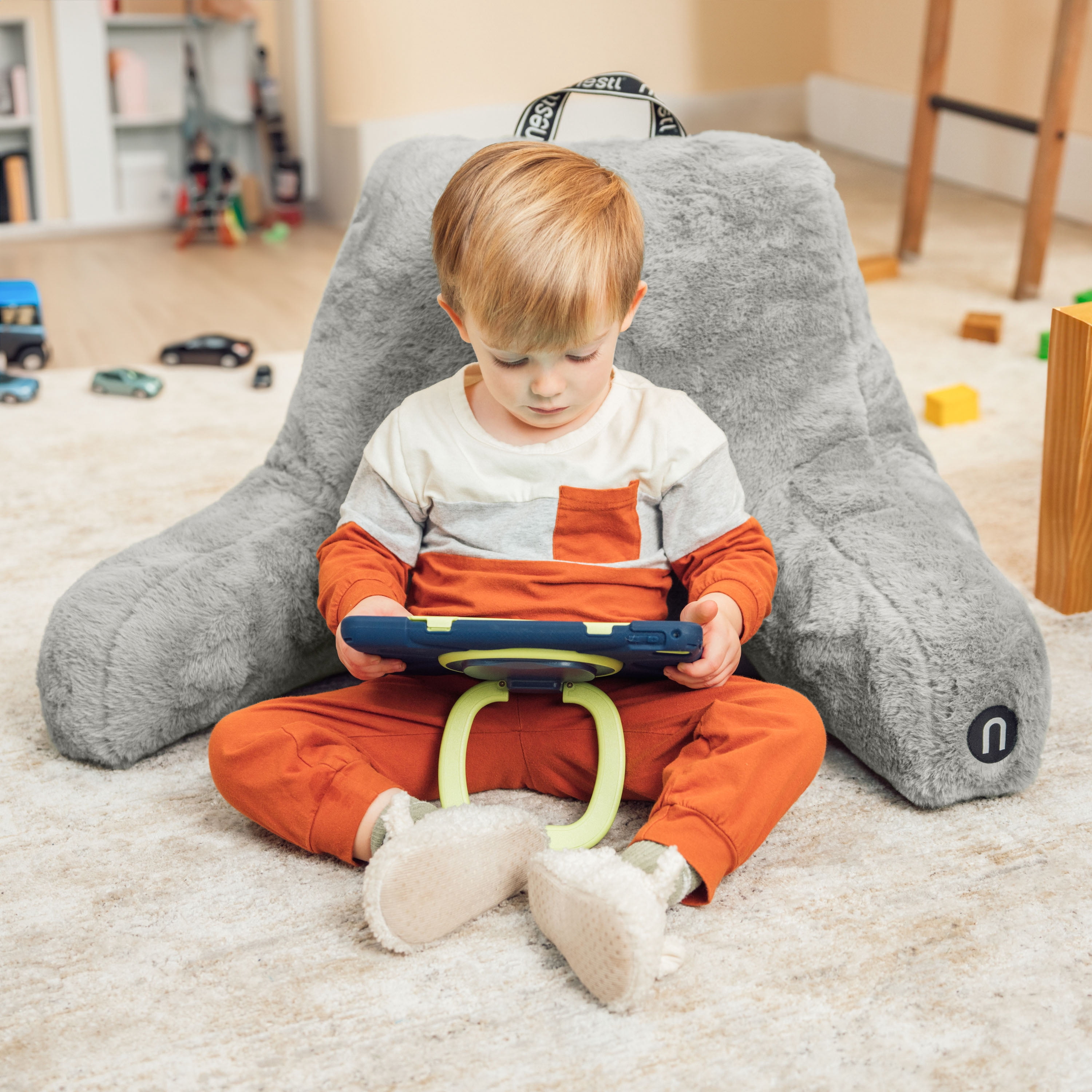 Nestl Reading Pillow, Backrest Pillows with Arms, Plush Faux Fur Back Pillow,&nbsp;Shredded Memory Foam Bed Rest Pillow, Gray