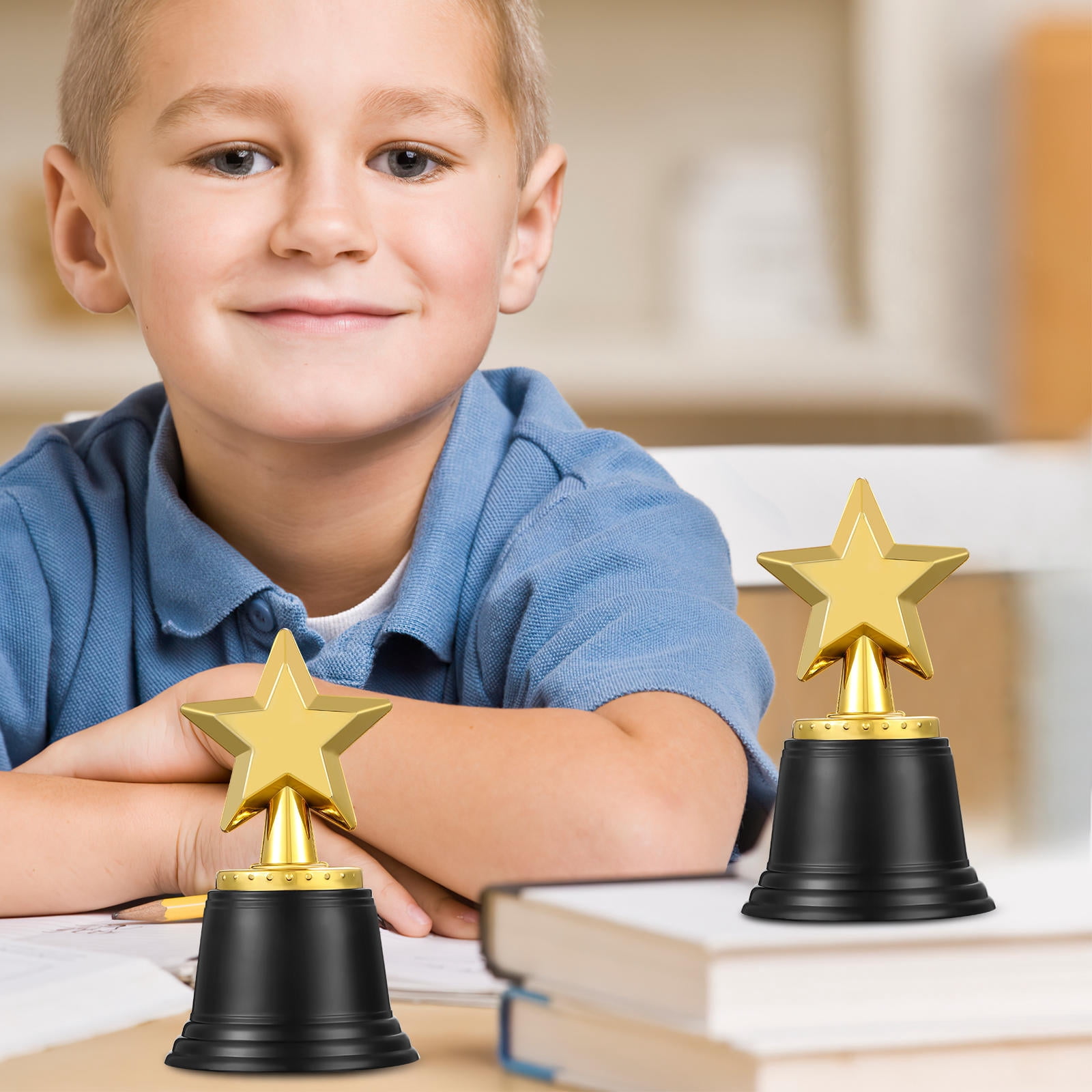 SEWOART 20Pcs Five-Point Star Trophy Plastic Party Award for Decor and Celebration
