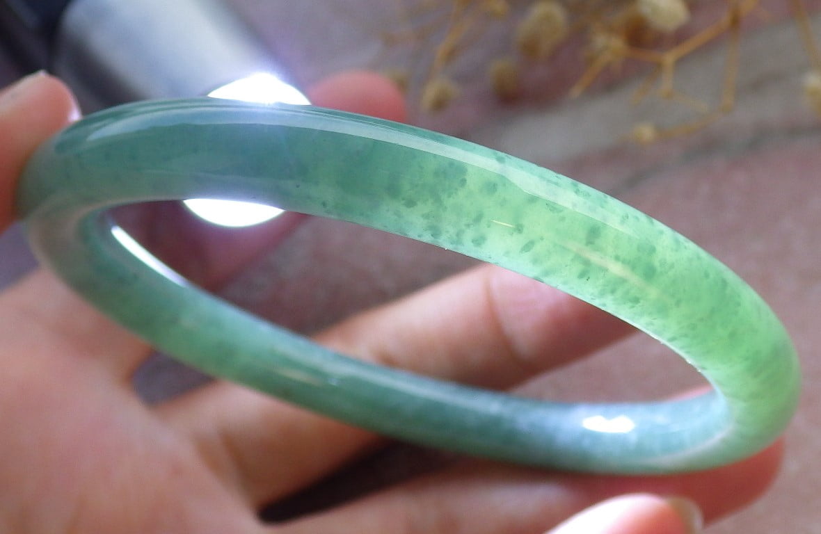 Icy Green Natural A JADE Jadeite Bangle Bracelet 61 mm 685811 TN