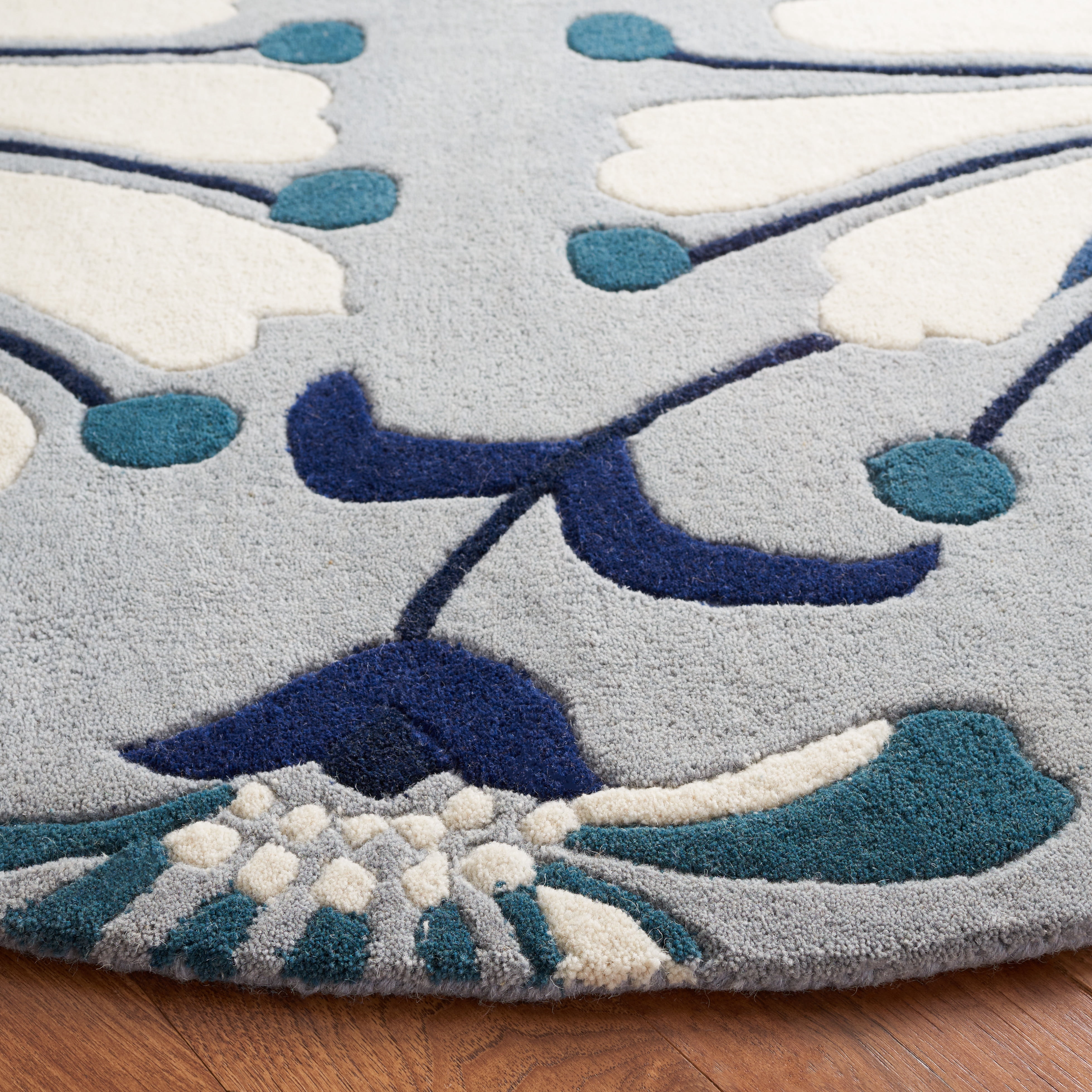 SAFAVIEH Soho Gibson Floral Area Rug, Blue/Ivory, 6' x 6' Round