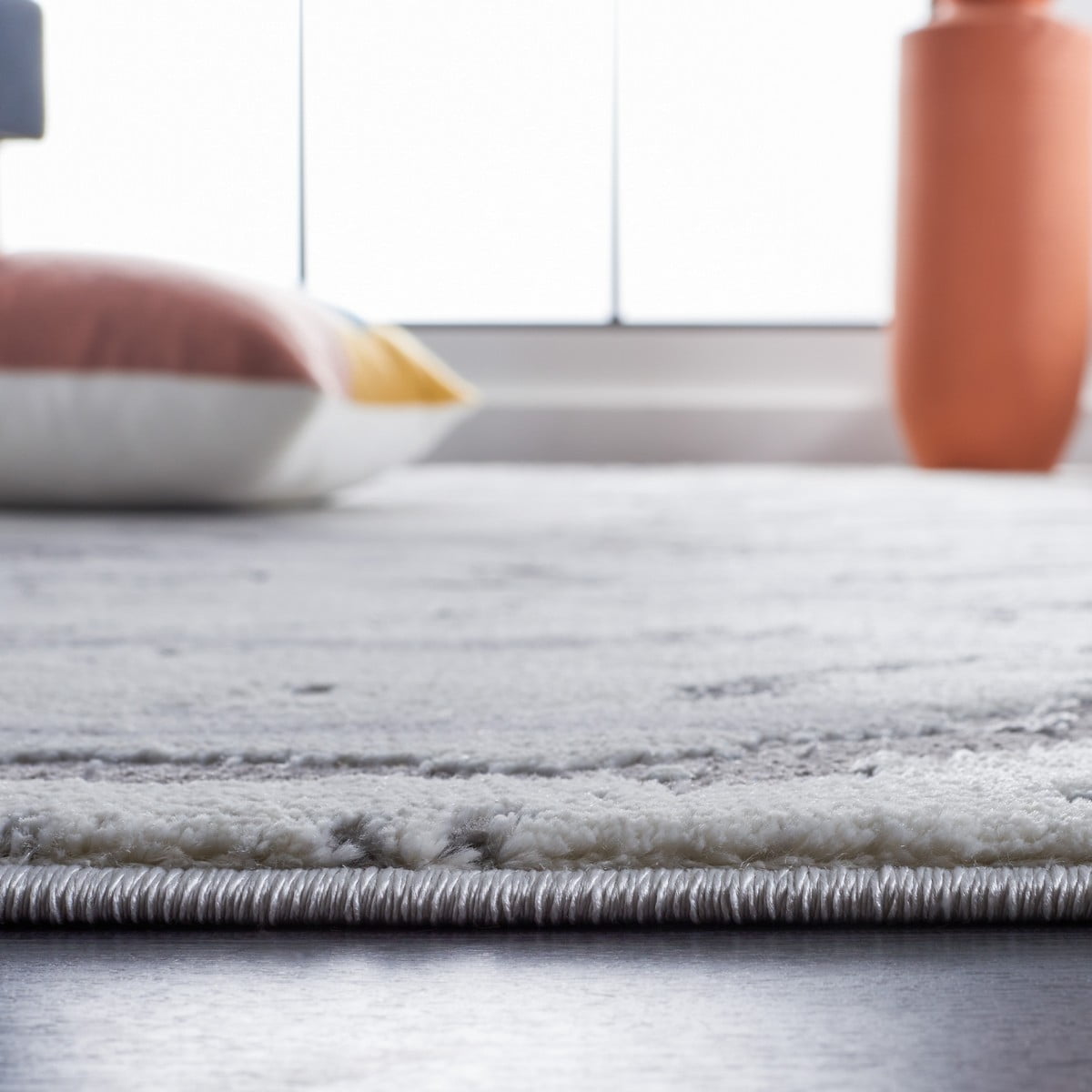 SAFAVIEH Craft Sharlene Abstract Area Rug, Grey/Dark Grey, 6'7" x 6'7" Square