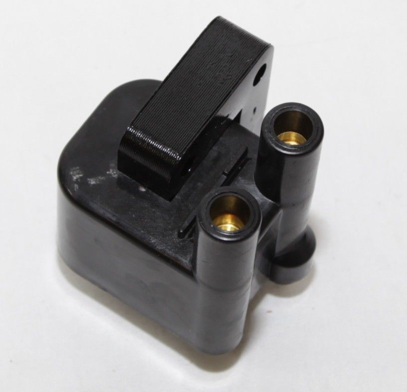 Ignition Coil Mitsubishi Eclipse Ignition Coil for Mitsubishi 95-99 Eclipse 2.0 L4 91-99 3000GT 3.0L V6