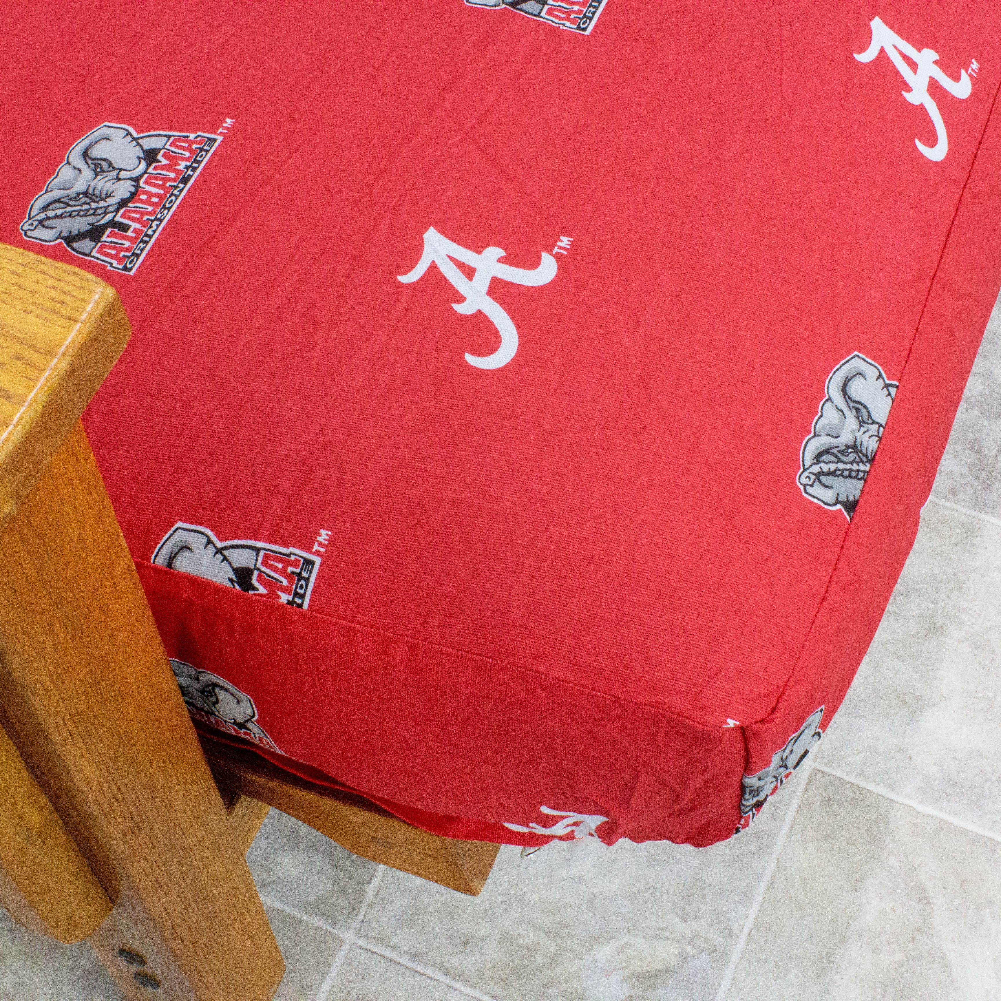 Alabama Crimson Tide Futon Cover - Full size fits 6 and 8 inch mats