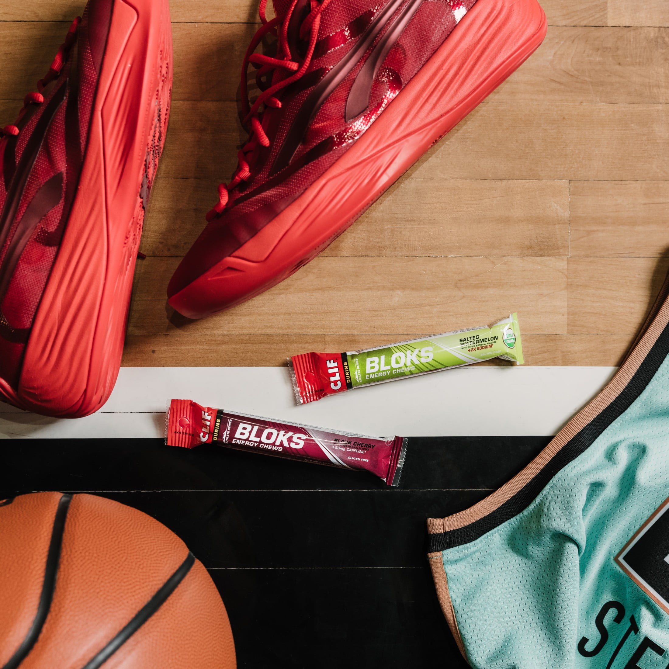 CLIF BLOKS Mountain Berry Flavor Plant Based Energy Chews, 1ct