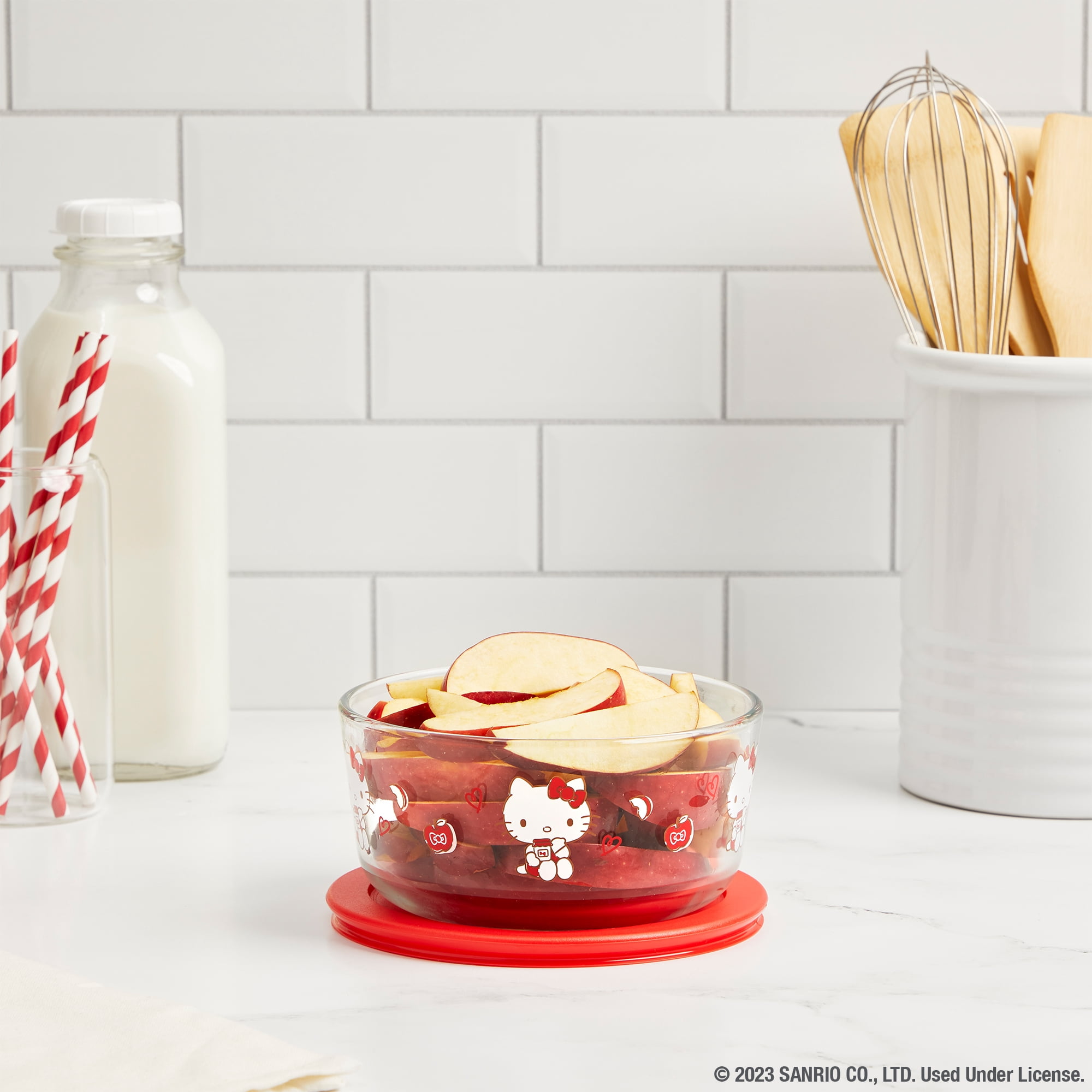 Pyrex 8-Piece Glass Storage Set: Hello Kitty My Favorite Flavor