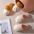 thumbnail image 3 of Chaussons en Peluche Chauds Mignons en Forme de Patte de Chat Chaussures d'Intérieur Douces pour l'Hiver, 3 of 4