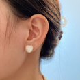 thumbnail image 1 of Pendientes de tuerca con forma de corazón para mujer, aretes coreanos, elegantes, ligeros, de lujo, colgantes de amor, joyería de gota Simple, regalo para niñas, 2023, 1 of 4