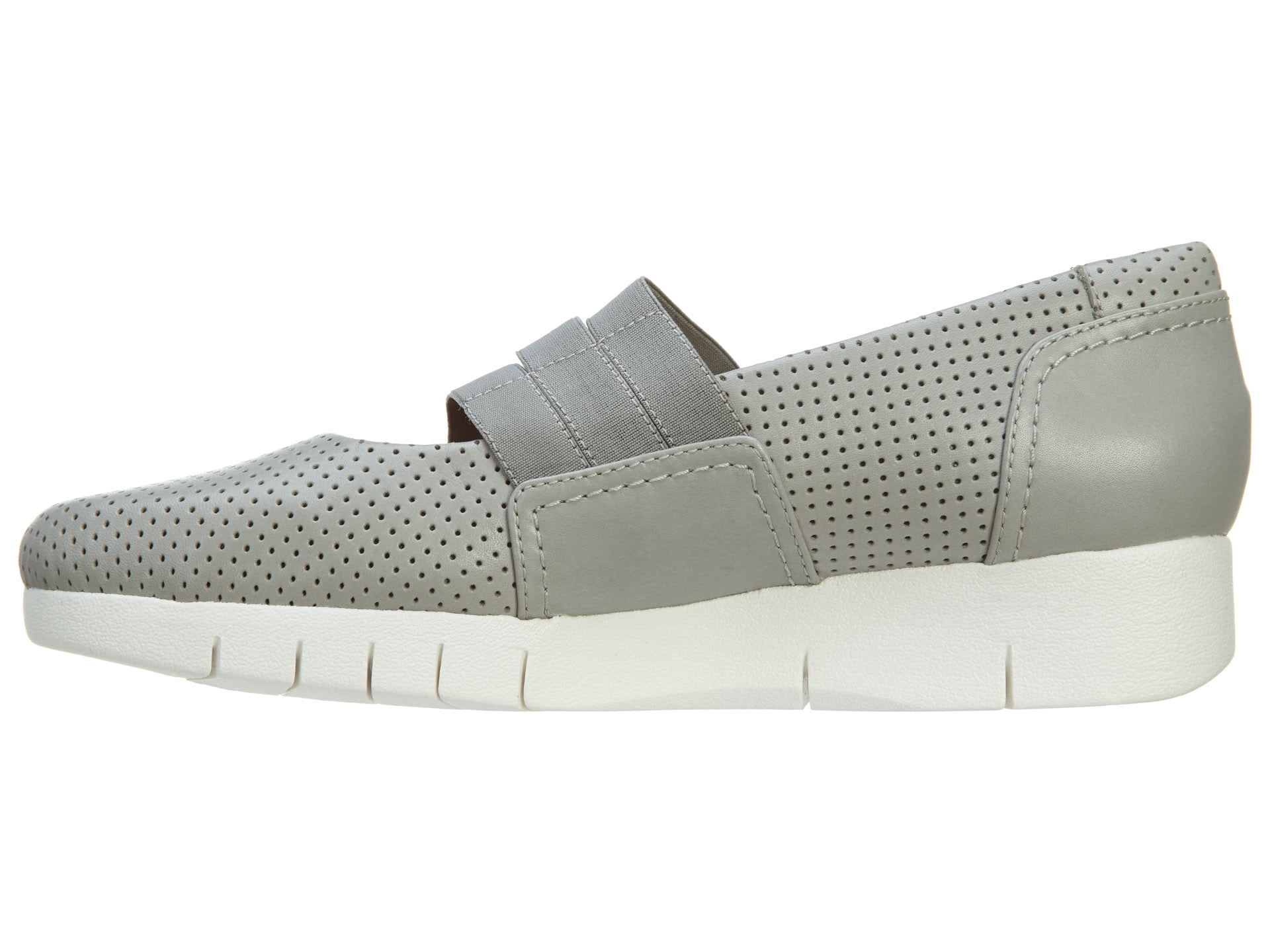 Clarks hotsell daelyn city