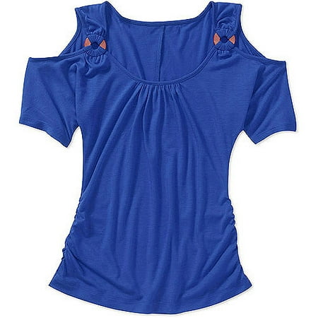 Susie Rose Juniors' Plus Cold Shoulder Top with Ring Trim