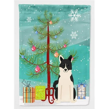 Carolines Treasures BB4154GF Merry Christmas Tree Russo-European Laika Spitz Flag Garden Size