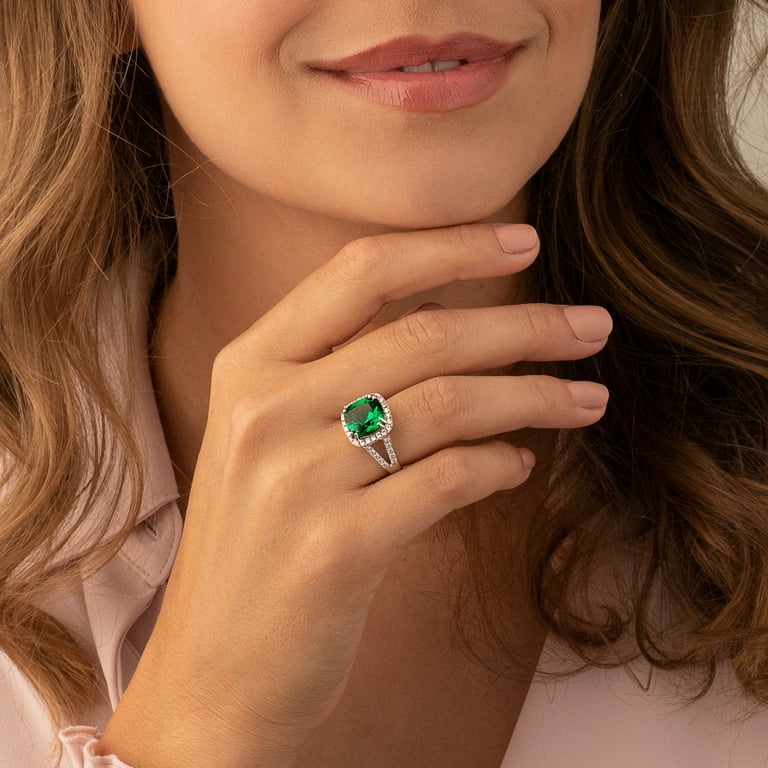 6.5 carat emerald outlet