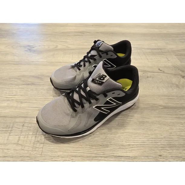 New Balance 790 V6 Running Shoes Mens 12 (4E) Gray Black Athletic Breathable