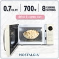 thumbnail image 2 of Horno microondas Nostalgia Retro 700W 20L con 8 Auto-Cook Ivory, 2 of 7
