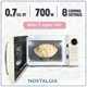 thumbnail image 2 of Horno microondas Nostalgia Retro 700W 20L con 8 Auto-Cook Ivory, 2 of 7